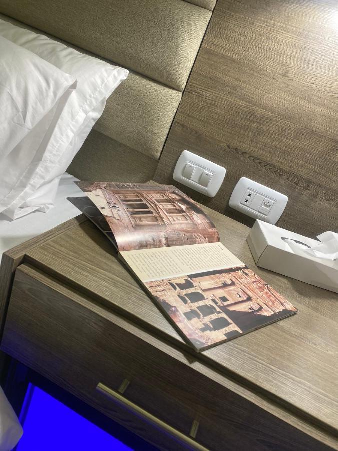 Petra Oleander Hotel Zewnętrze zdjęcie